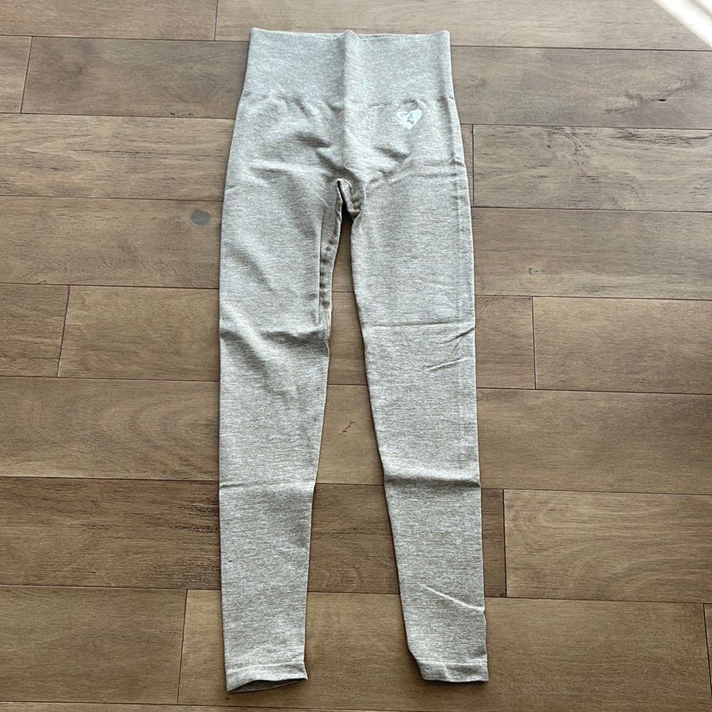 Womens Best Cream Leggings